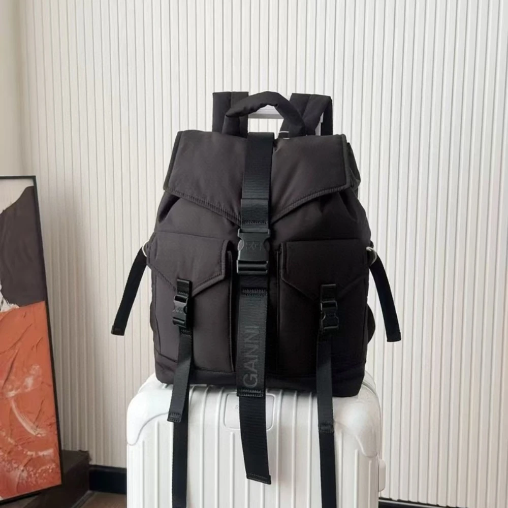 Zaino di lusso Re-Tech da donn - Canvas Backpack Casual recensione e prezzo